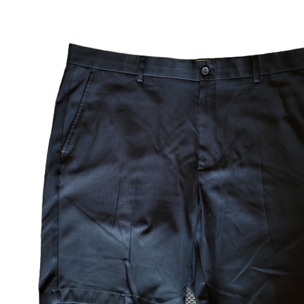 Greg Norman Shorts Mens 38 Black Plaid Golf Flat Front - Picture 2 of 4